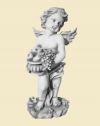 Скульптура ангел с фруктами